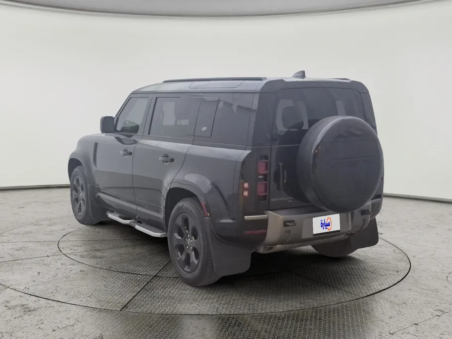 2022 Range Rover Defender P400 