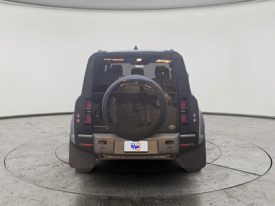 2022 Range Rover Defender P400 