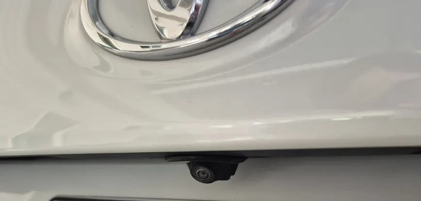 2022 Toyota Yaris  Y 