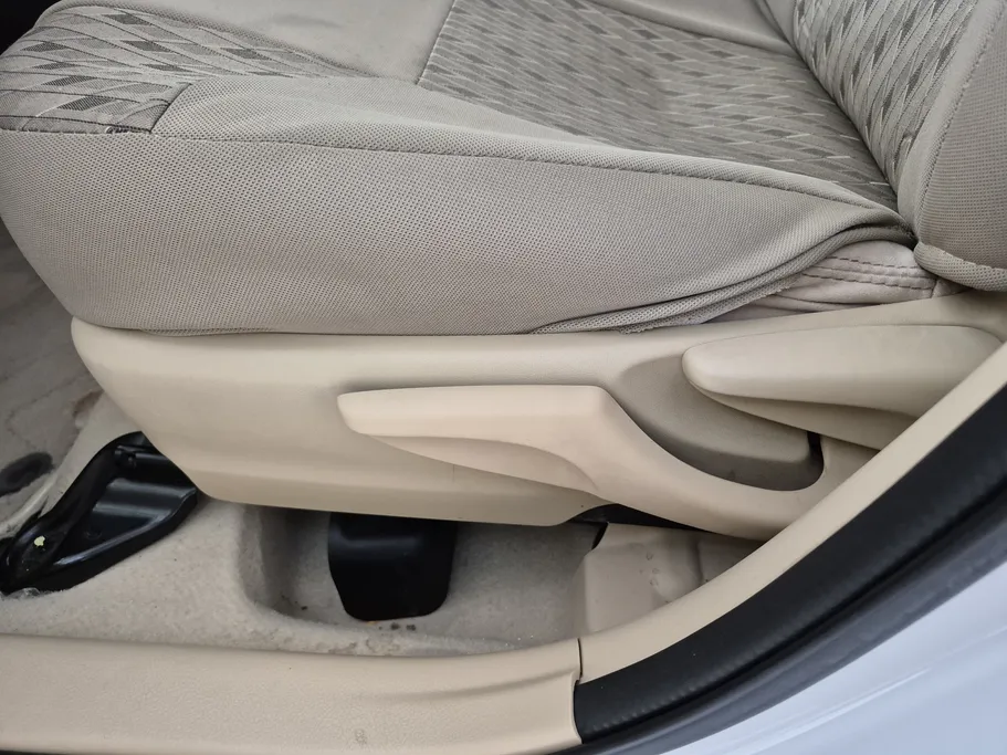 2022 Toyota Yaris  Y 