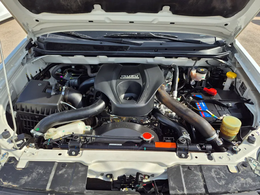2023 Isuzu D-max DC 4x4 Diesel 