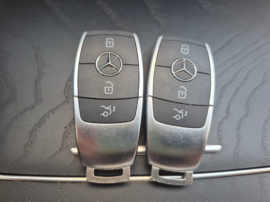 2020 Mercedes GLC 200 