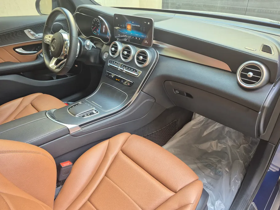 2020 Mercedes GLC 200 