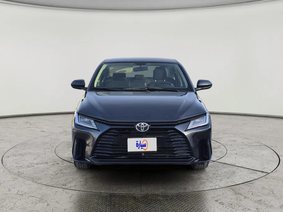 2023 Toyota Yaris  Y 