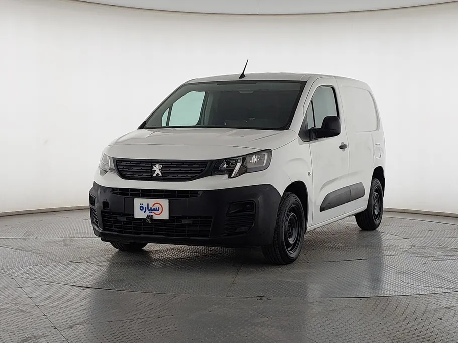 2023 Peugeot Partner Short van 