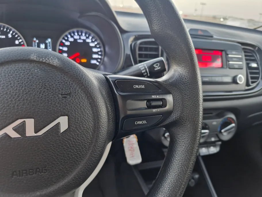 2023 Kia Pegas GL 
