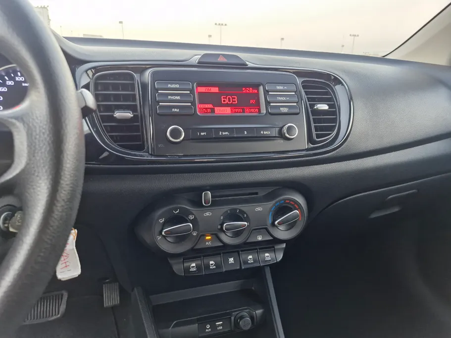2023 Kia Pegas GL 