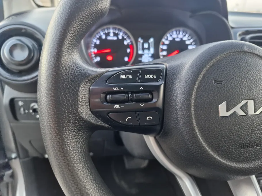 2023 Kia Pegas GL 
