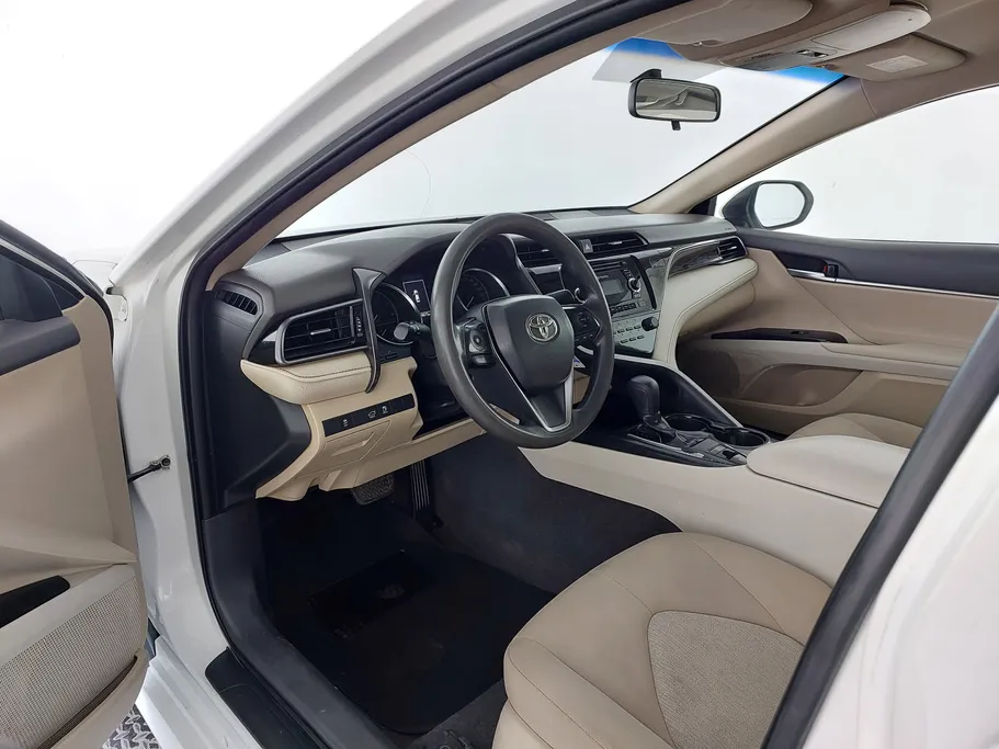 2020 Toyota Camry  LE 