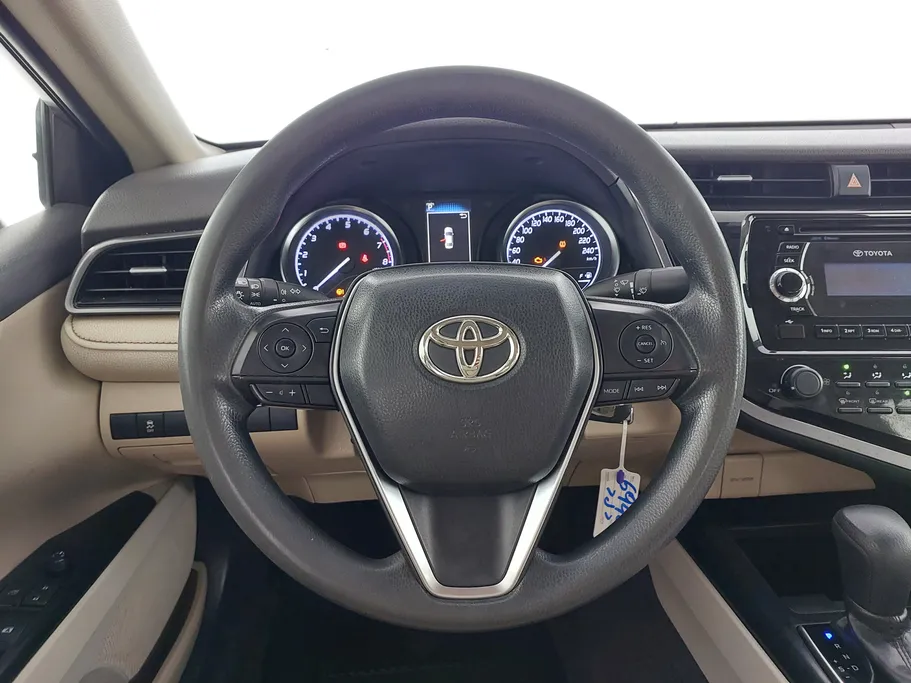 2020 Toyota Camry  LE 