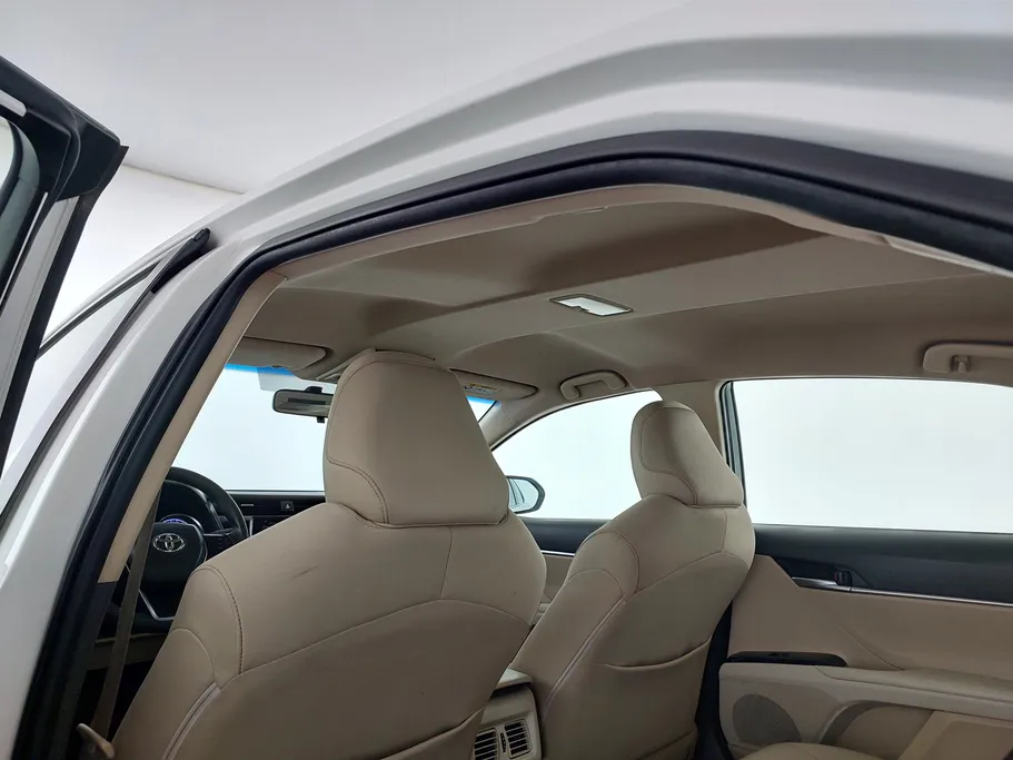 2020 Toyota Camry  LE 