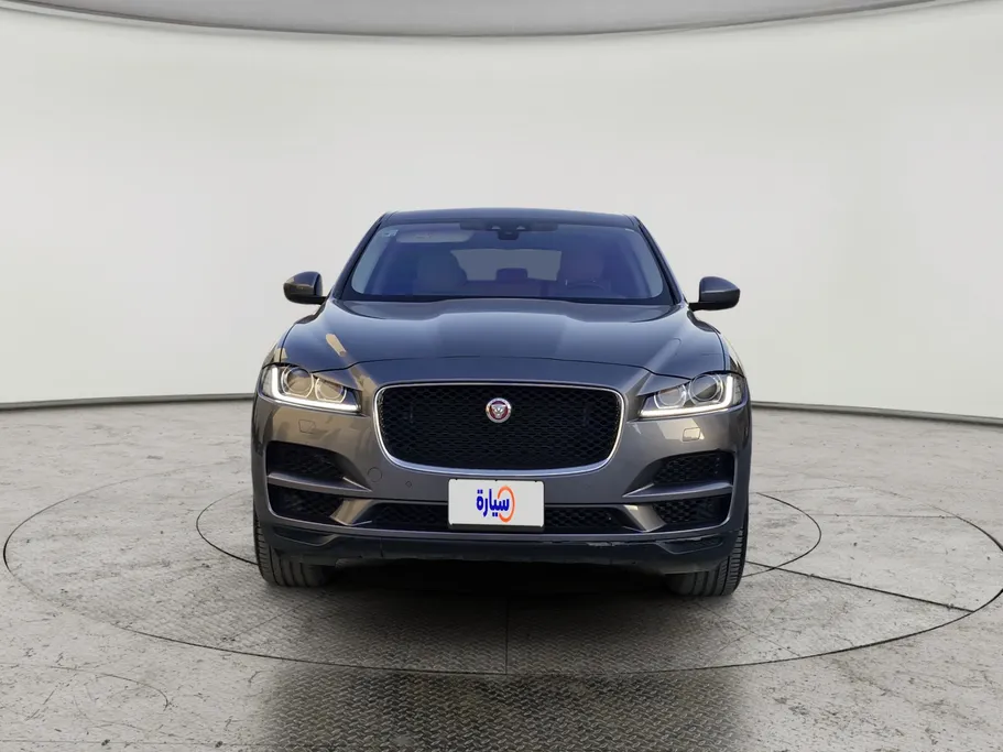 جاغوار F Pace  2019 