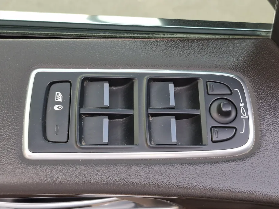 جاغوار F Pace  2019 