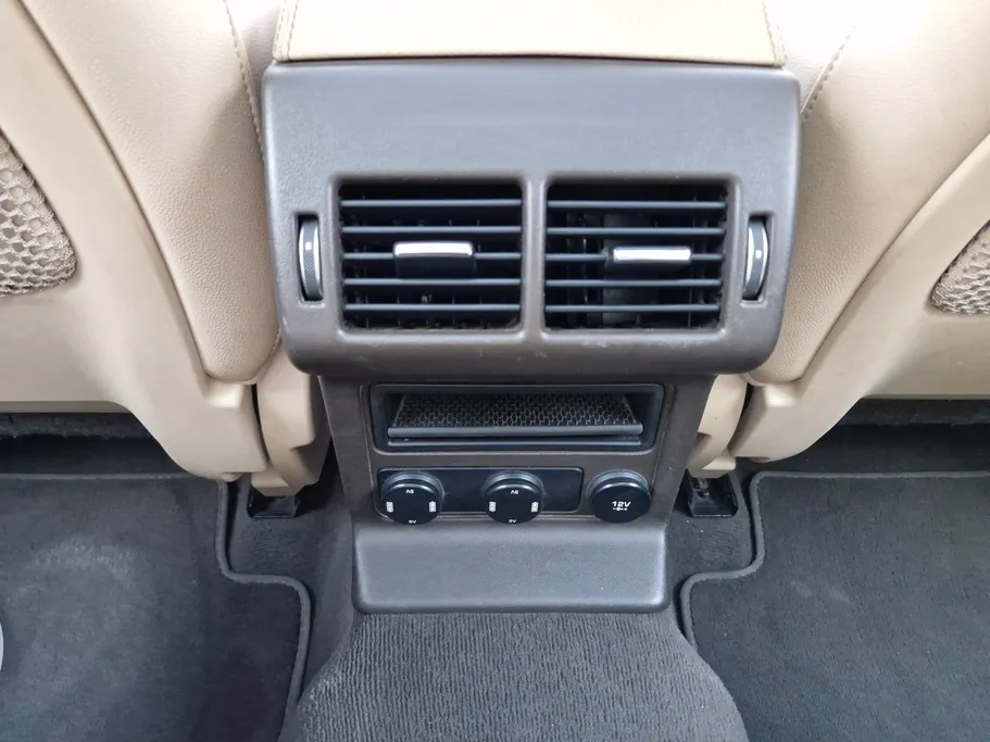 جاغوار F Pace  2019 