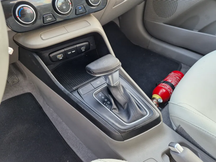 2024 Hyundai Accent Fleet 