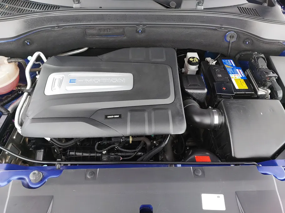 2022 FAW Bestune T33 Premium 