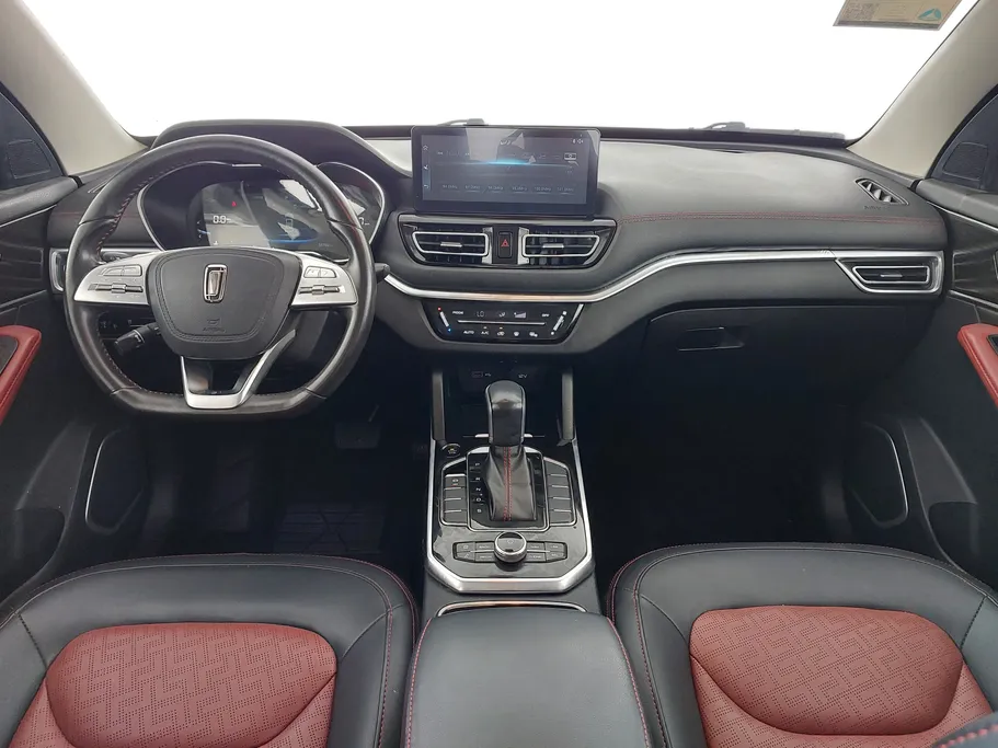 2022 FAW Bestune T33 Premium 