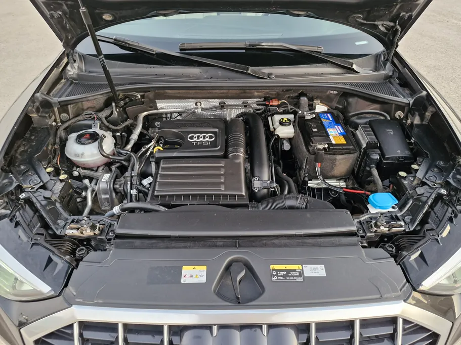 2023 Audi Q3 35 TFSl 