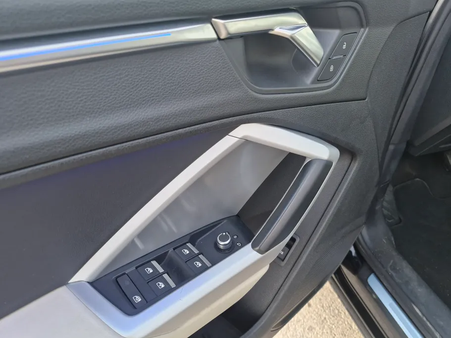 2023 Audi Q3 35 TFSl 