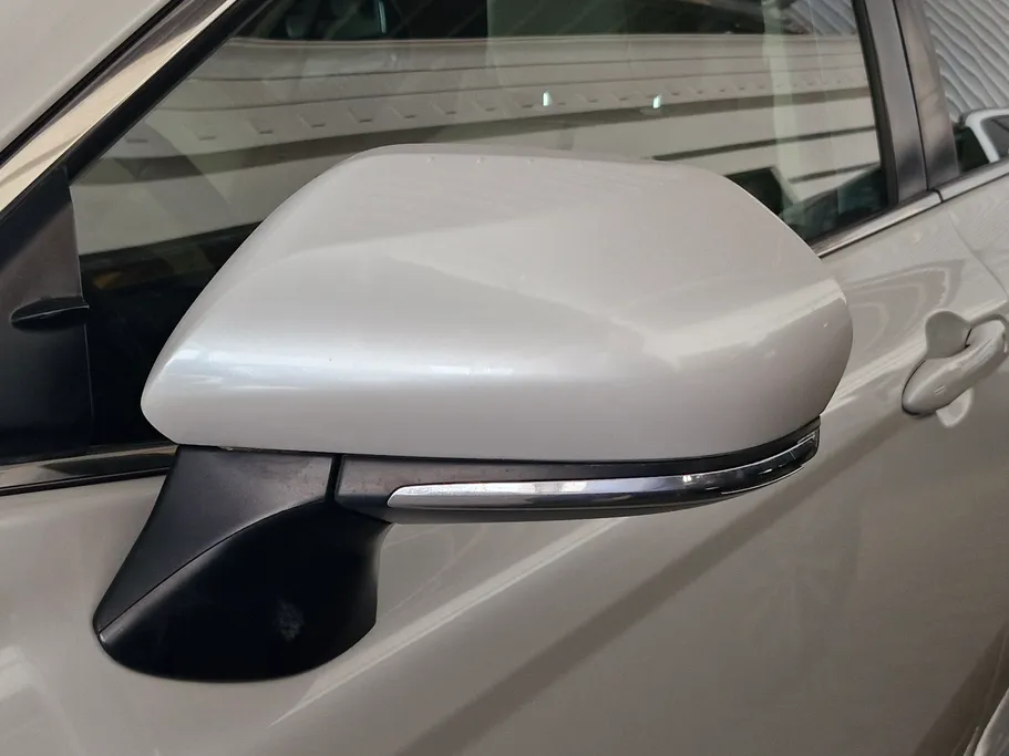 2022 Toyota Camry  GLE HEV  