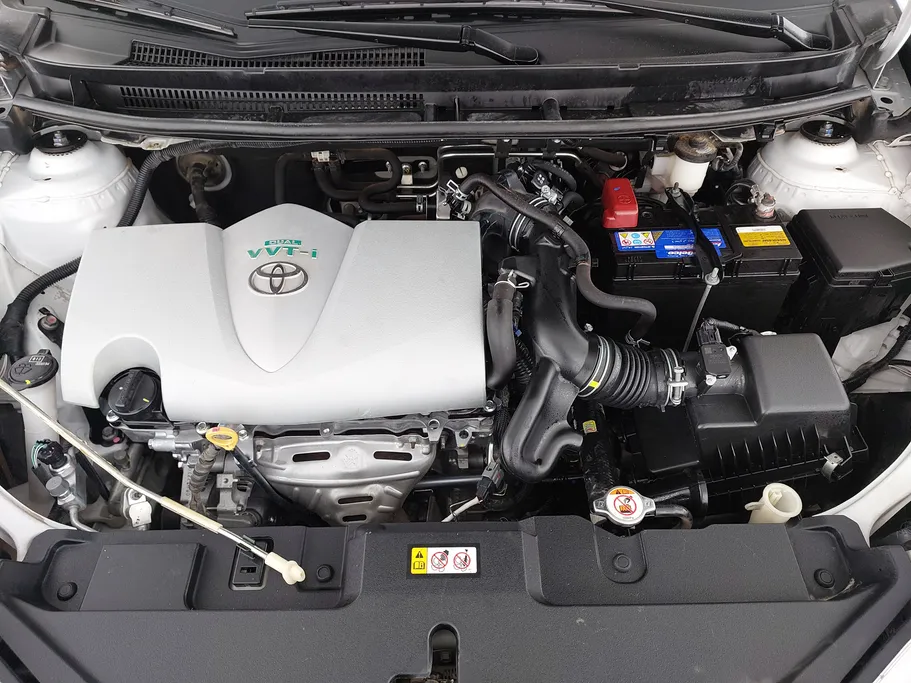 2022 Toyota Yaris  Y 