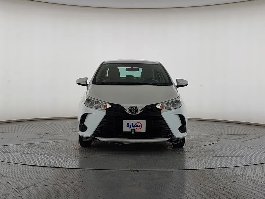 2022 Toyota Yaris  Y 