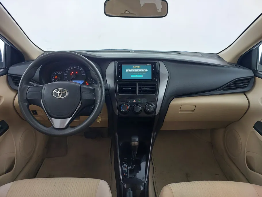 2022 Toyota Yaris  Y 