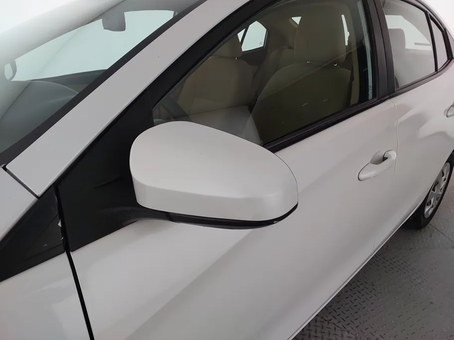 2022 Toyota Yaris  Y 