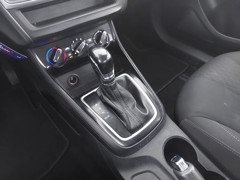 2023 MG 5 STD 