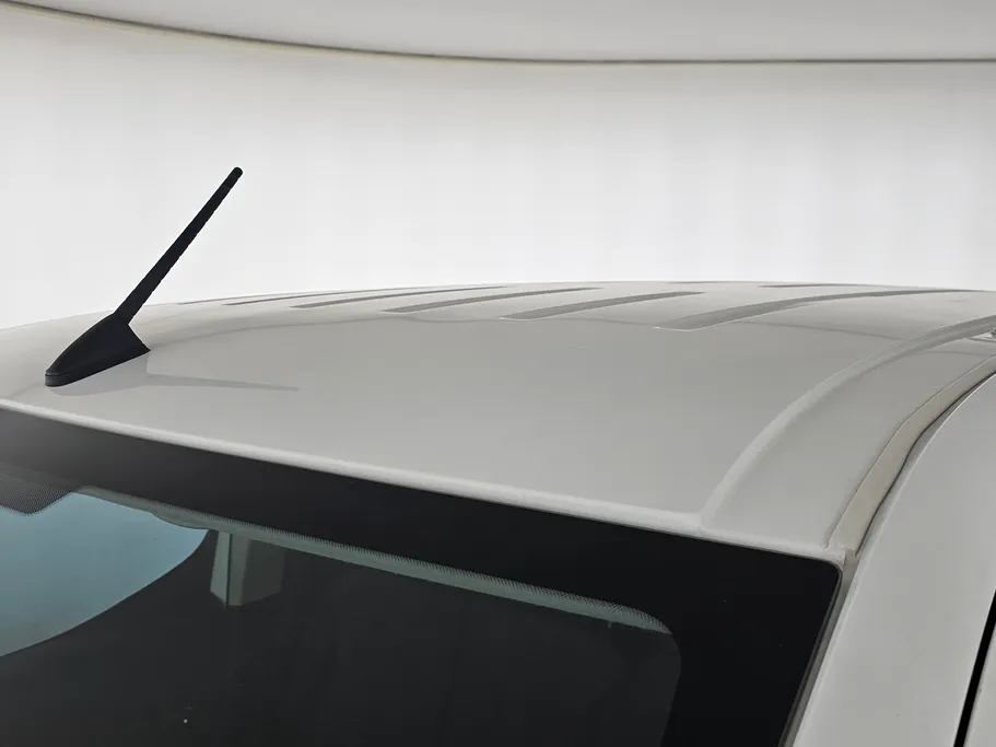 2023 Peugeot Partner Short van 