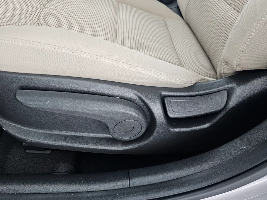 2020 Hyundai Elantra GL 