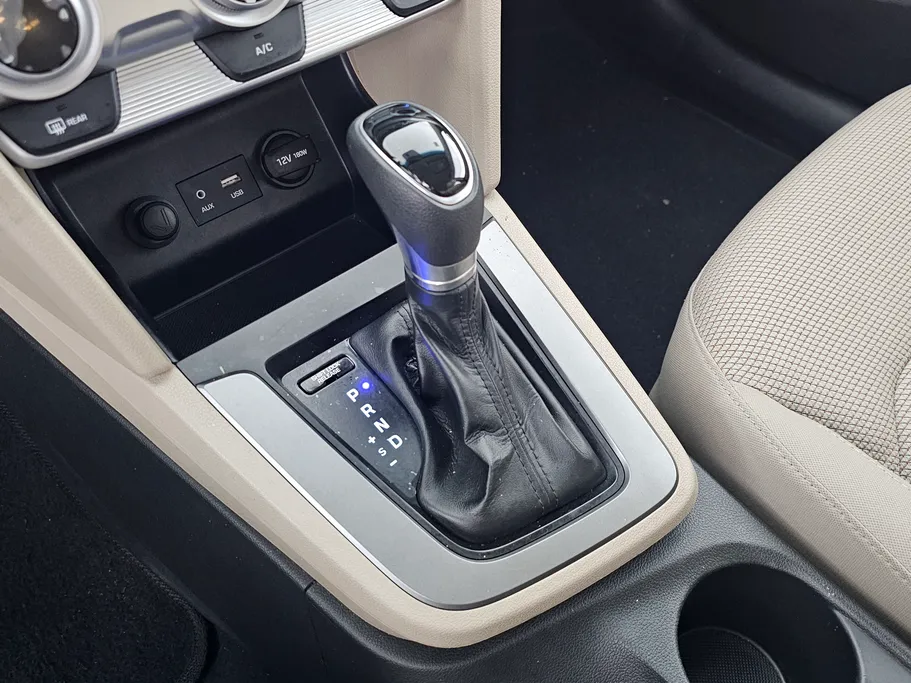 2020 Hyundai Elantra GL 