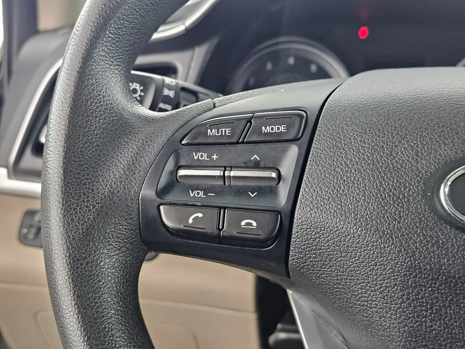 2020 Hyundai Elantra GL 
