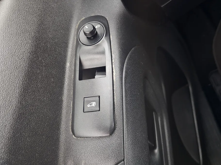 2021 Peugeot Partner Short van 