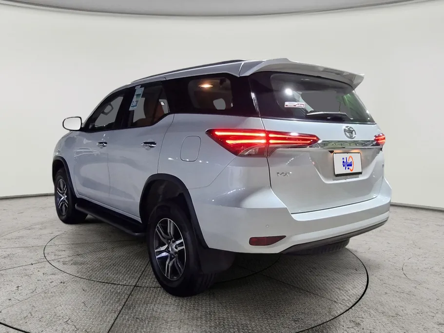 2023 Toyota Fortuner VX 