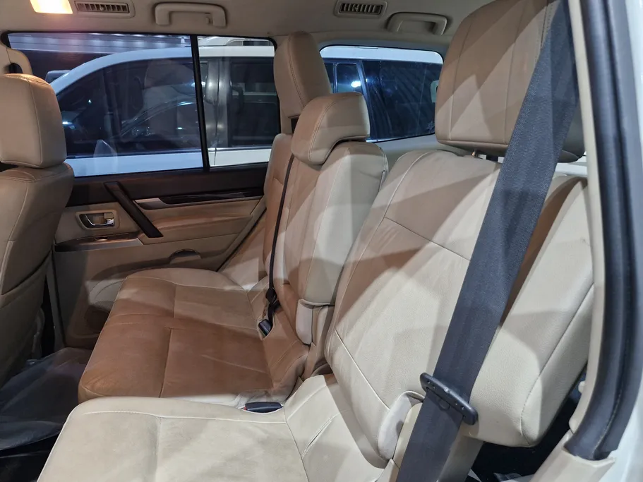 2020 Mitsubishi Pajero GLS 5Doors 
