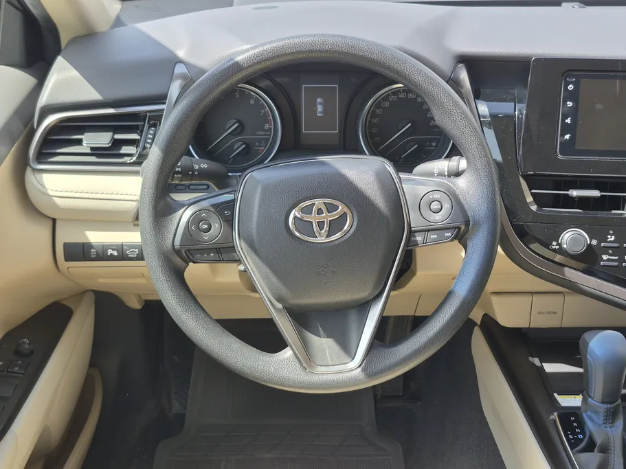 2023 Toyota Camry  LE 