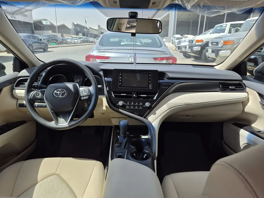 2023 Toyota Camry  LE 