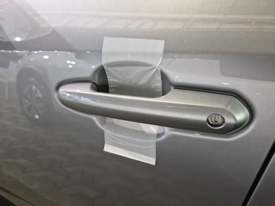 تويوتا راف فور LE 2025 