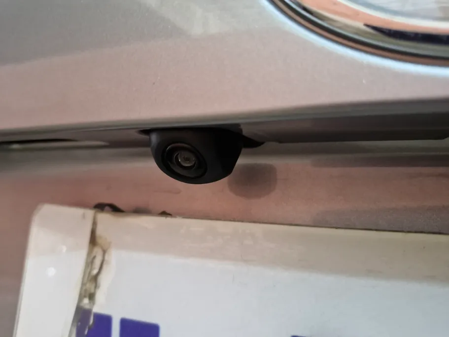 تويوتا راف فور LE 2025 