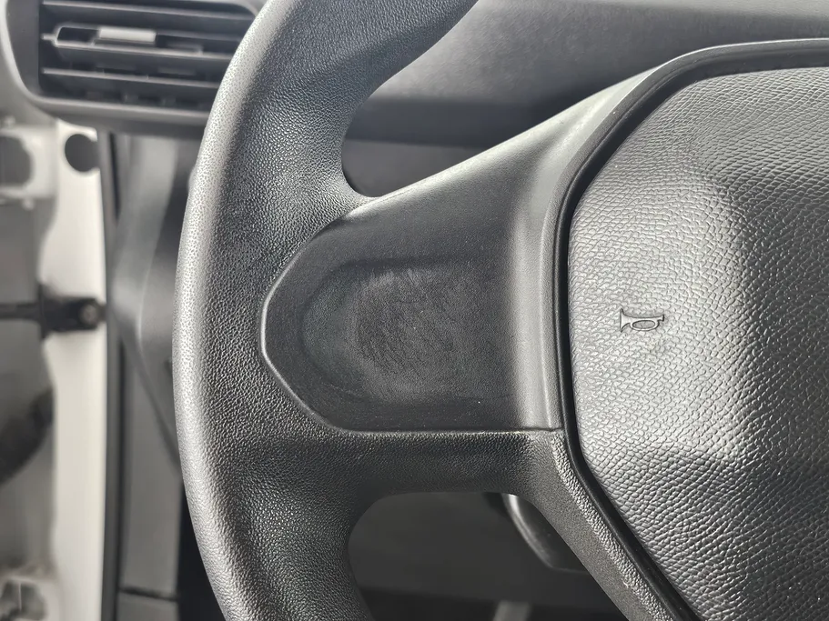 2023 Peugeot Partner Short van 