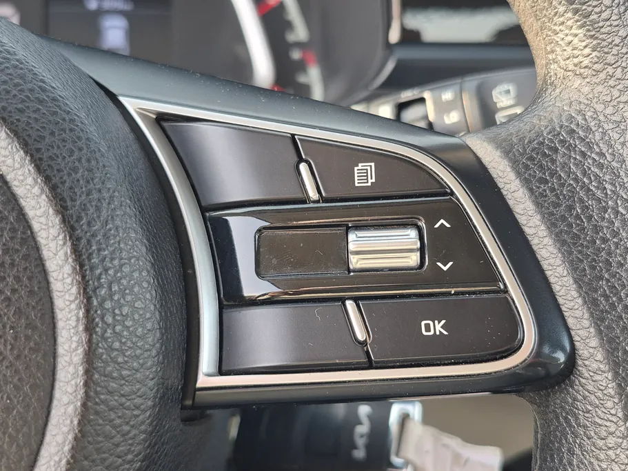 2023 Kia SONET LX 