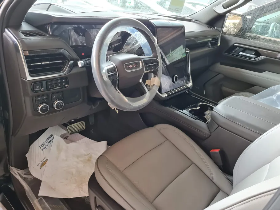 جي إم سي  يوكن اليفيشن 2025 