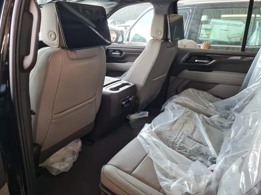 جي إم سي  يوكن اليفيشن 2025 