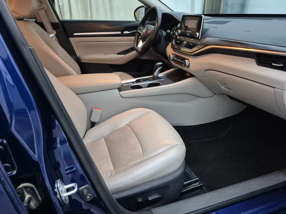 2020 Nissan Altima SL 