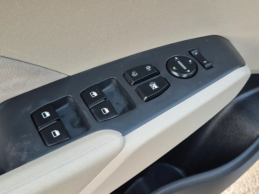 2023 Hyundai Accent Smart 
