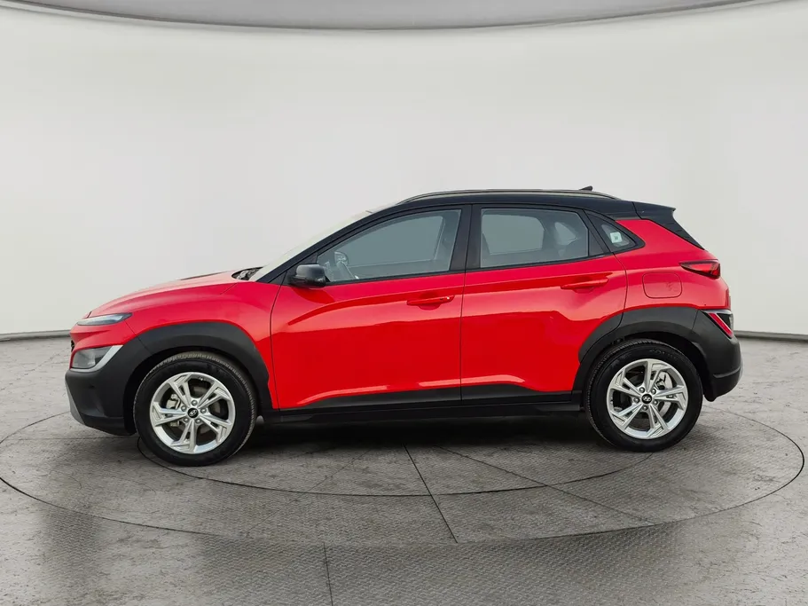 2023 Hyundai Kona SMART (Two Tone) 