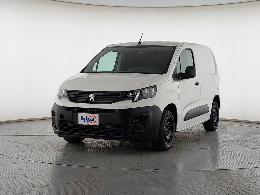 2023 Peugeot Partner Short van 