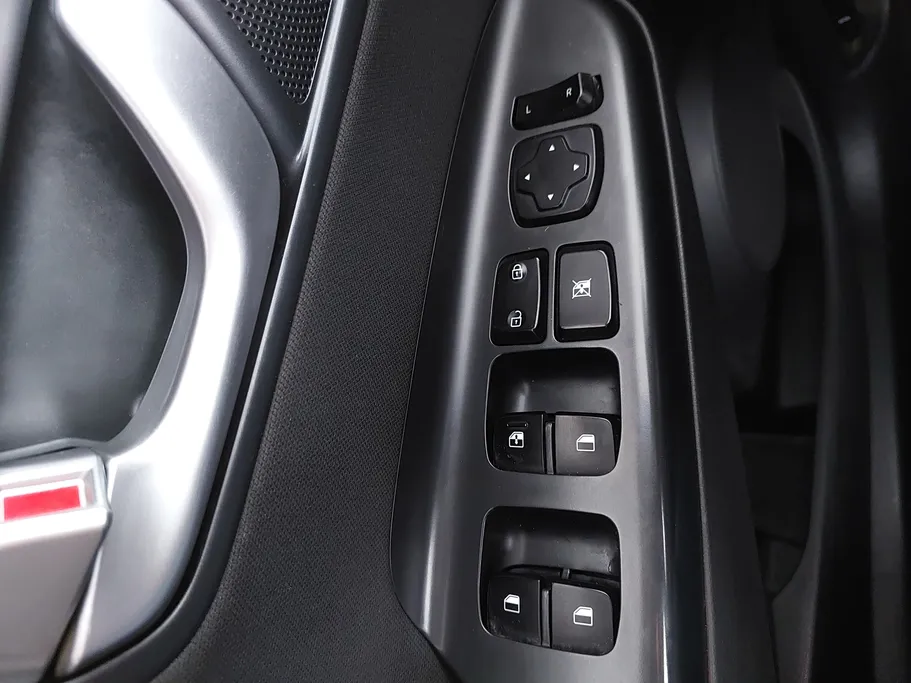 2023 Hyundai Kona SMART 