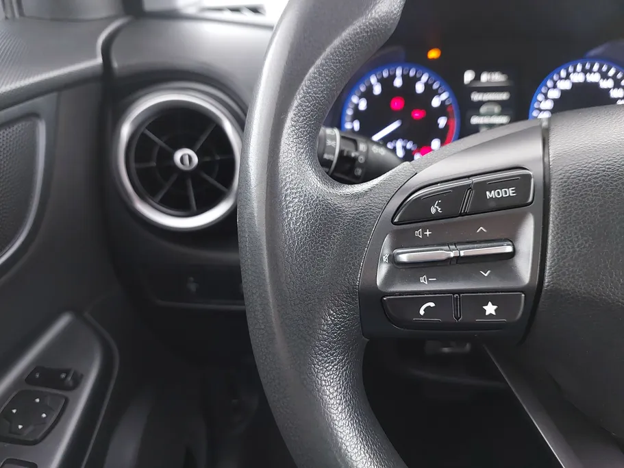 2023 Hyundai Kona SMART 